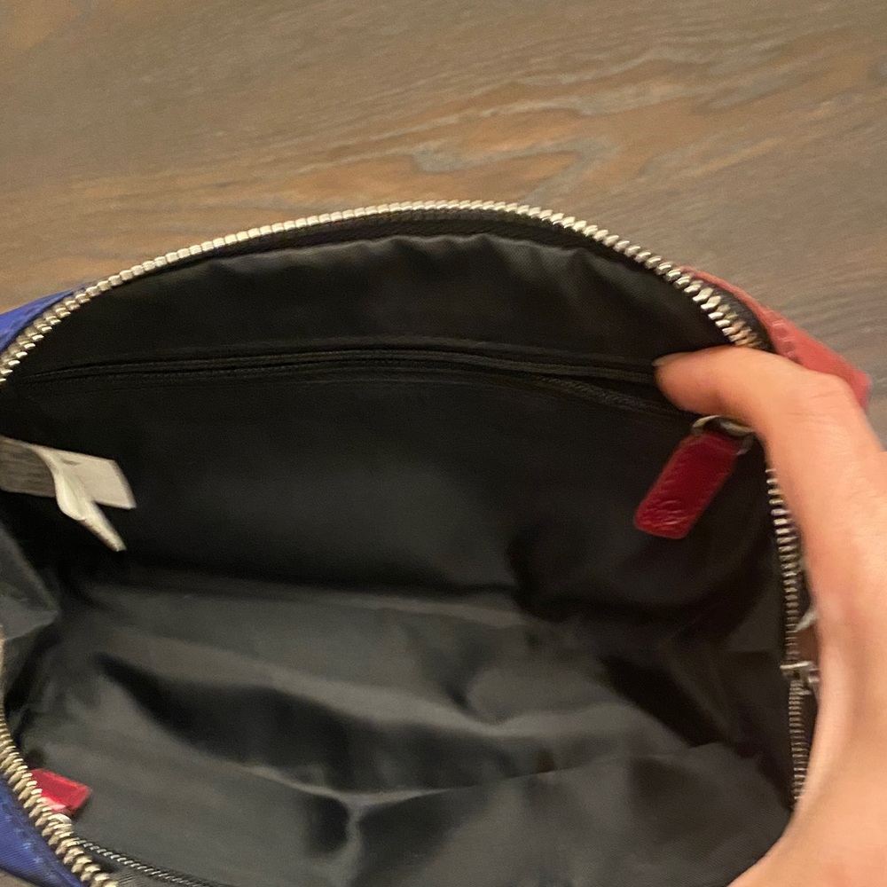 Red and Blue Abstract Pouch - Picture 5 of 6
